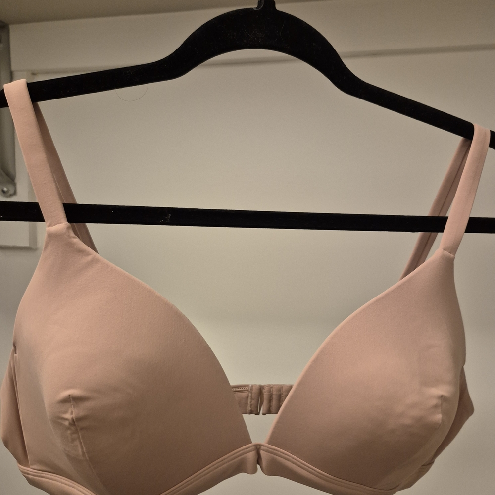 Lululemon Women's Blush Bikini Top